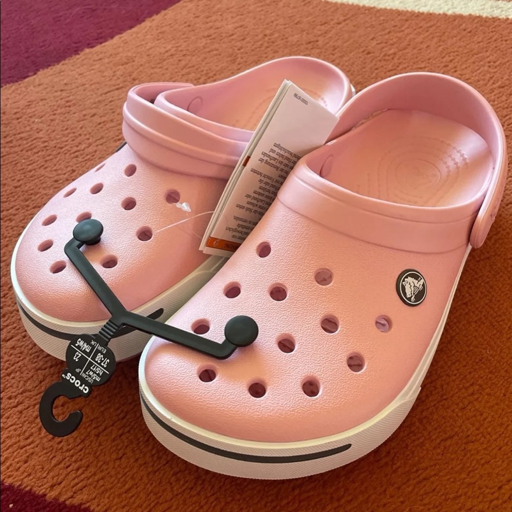 Crocs
